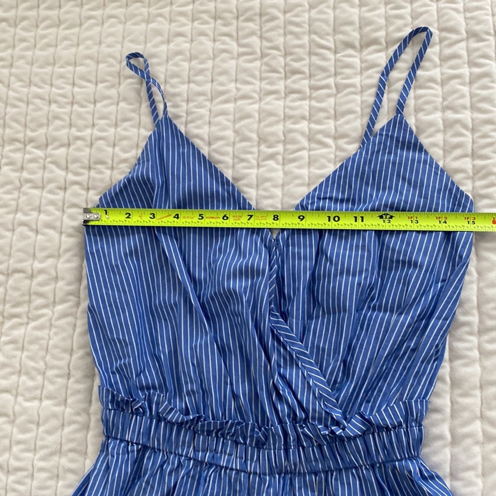 ACTIVE USA Light Blue & White Pinstripe Cinch Waist Romper Size Small - Picture 12 of 14